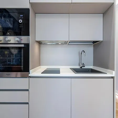 Beccaria Modern Luxury - *