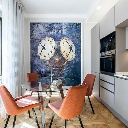 Beccaria Modern Luxury -