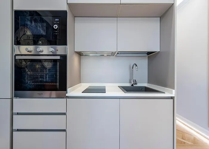 Beccaria Modern Luxury - *